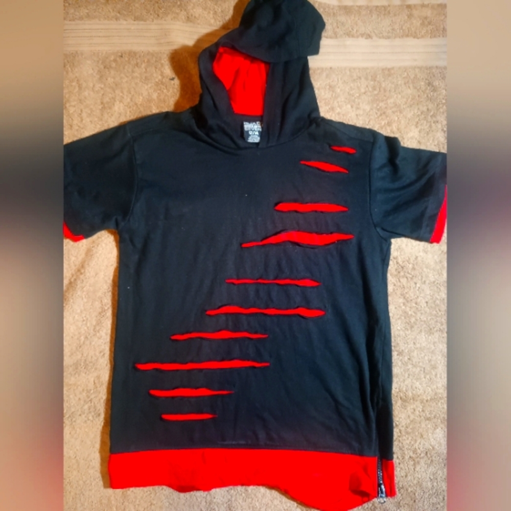 Quad Seven Tee with hood
